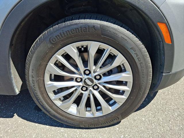 2024 Cadillac XT4 AWD Premium Luxury