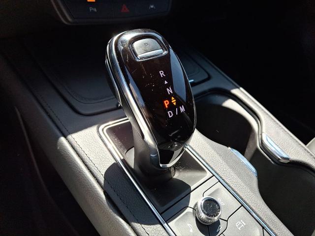 2024 Cadillac XT4 AWD Premium Luxury