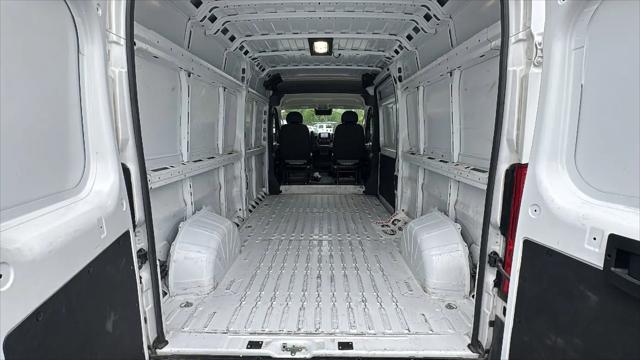 2025 Ram ProMaster 2500 Cargo Van Tradesman High Roof 159" WB w/Pass Seat