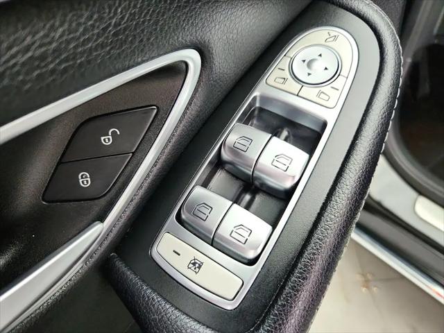 2018 Mercedes-Benz C-CLASS C 300 4MATIC