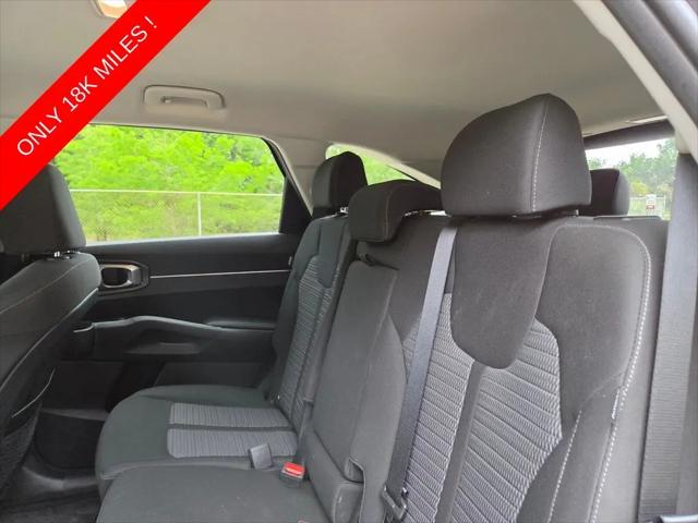 2025 Kia Sorento LX
