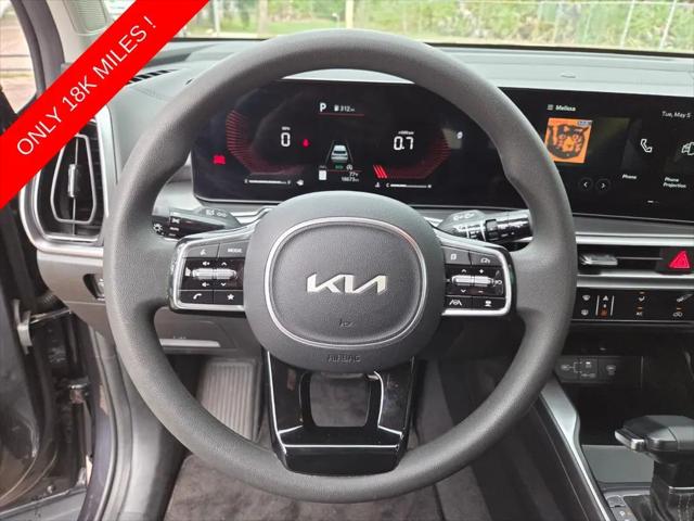 2025 Kia Sorento LX