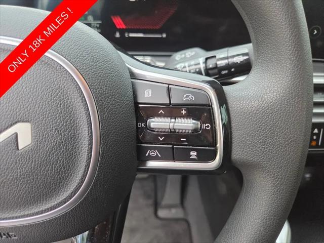 2025 Kia Sorento LX