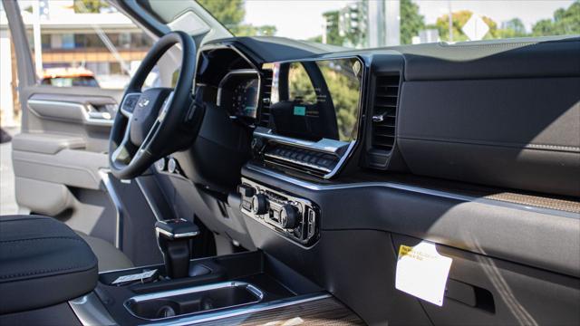 2026 Chevrolet Silverado 1500 4WD Crew Cab Standard Bed LT Trail Boss