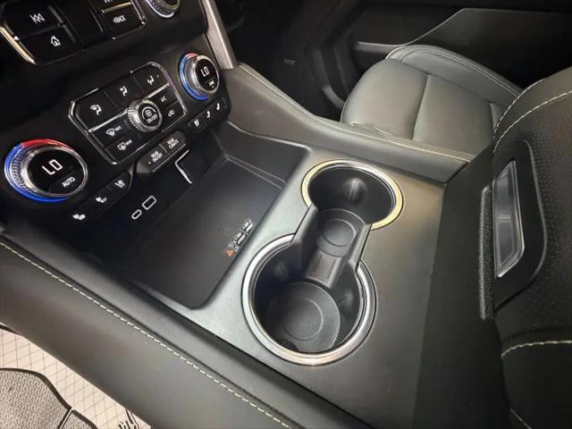2023 GMC Yukon 4WD SLT