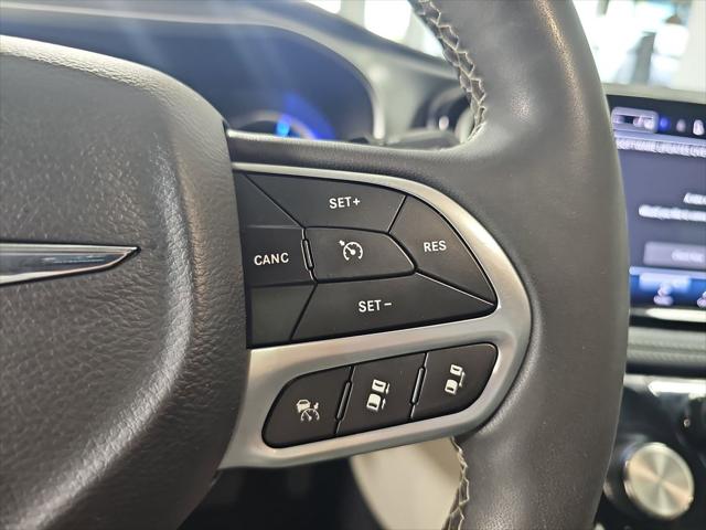 2023 Chrysler Pacifica Hybrid Touring L