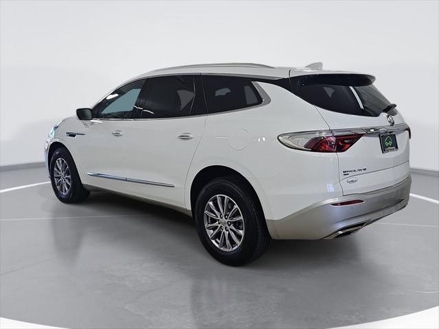 2023 Buick Enclave Essence AWD