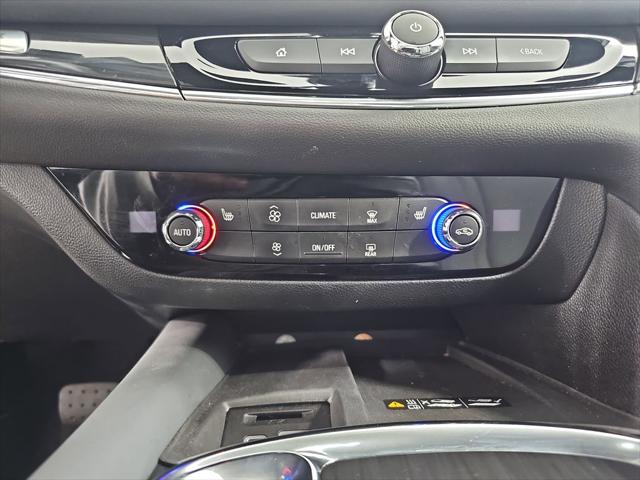 2023 Buick Enclave Essence AWD