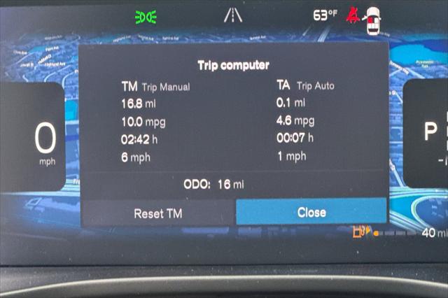 2026 Volvo XC40 Plus, B5 AWD Gas (mild hybrid), Dark