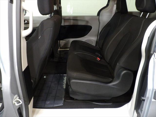 2021 Chrysler Voyager L