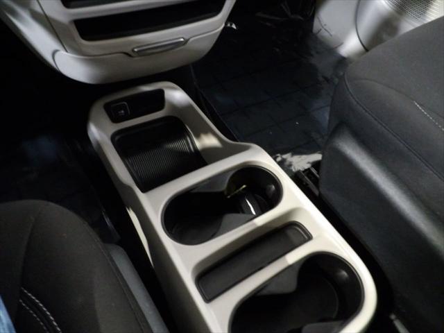 2021 Chrysler Voyager L