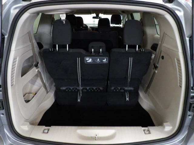 2021 Chrysler Voyager L