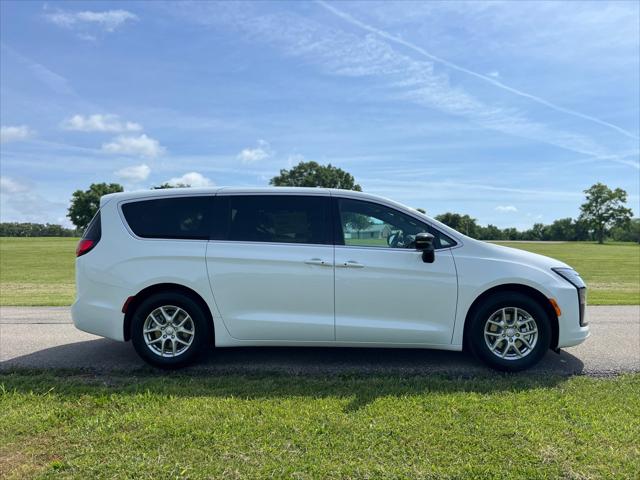 2027 Chrysler Pacifica PACIFICA SELECT 2027 Chrysler Pacifica PACIFICA SELECT