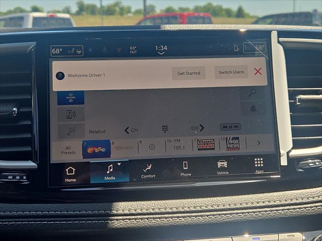 2027 Chrysler Pacifica Select