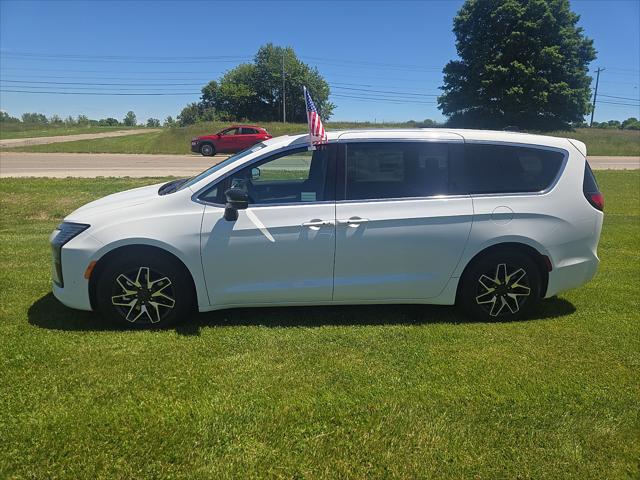 2027 Chrysler Pacifica PACIFICA LIMITED 2027 Chrysler Pacifica PACIFICA LIMITED