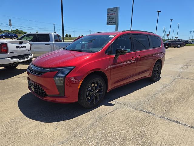 2027 Chrysler Pacifica Limited for sale in Jasper, IN