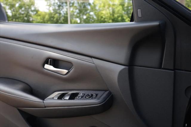 2024 Nissan Sentra SV Xtronic CVT
