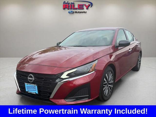 2025 Nissan Altima SV FWD for sale in Dubuque, IA