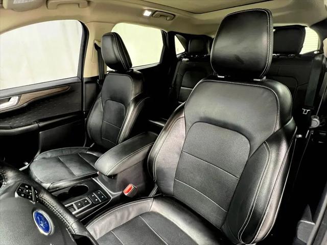 2020 Ford Escape Titanium