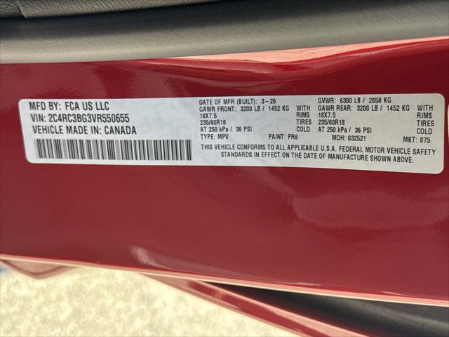 2027 Chrysler Pacifica Select