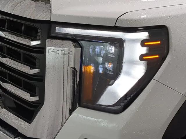 2024 GMC Sierra 2500HD 4WD Double Cab Standard Bed SLE