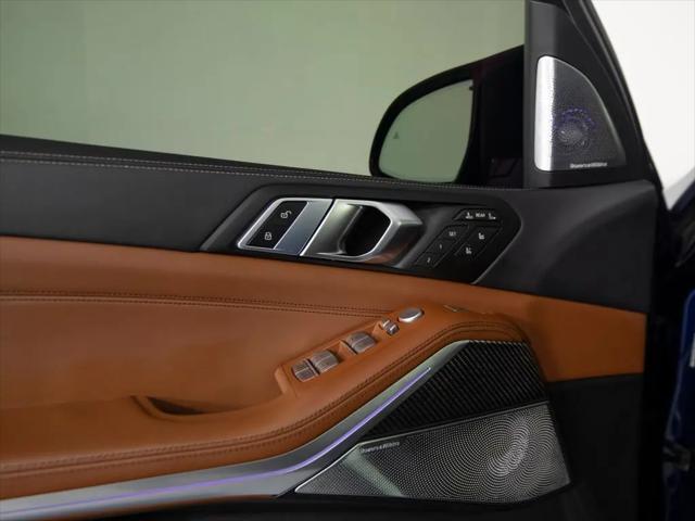 2025 BMW X7 M60i