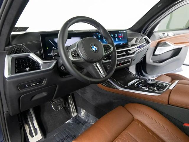 2025 BMW X7 M60i
