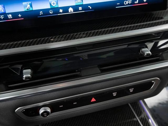 2025 BMW X7 M60i