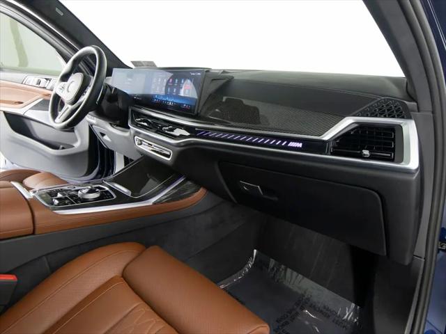 2025 BMW X7 M60i