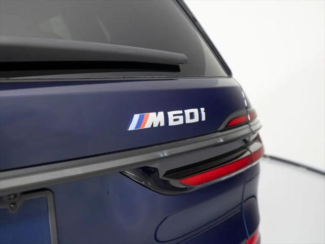 2025 BMW X7 M60i