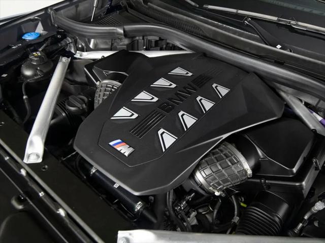 2025 BMW X7 M60i