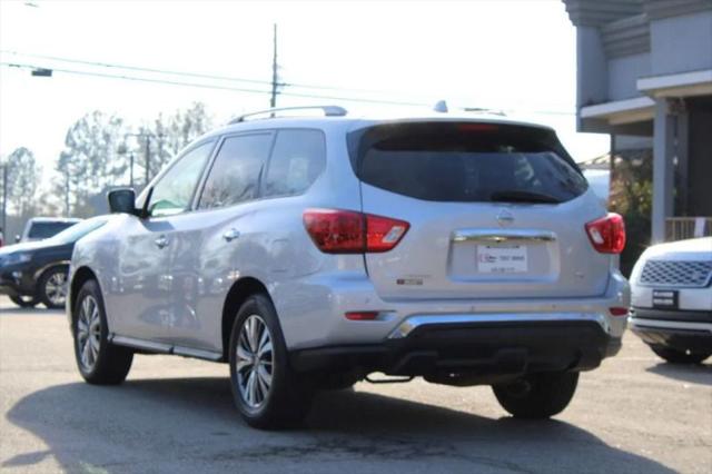 2020 Nissan Pathfinder SL 2WD