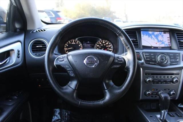 2020 Nissan Pathfinder SL 2WD