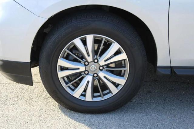 2020 Nissan Pathfinder SL 2WD