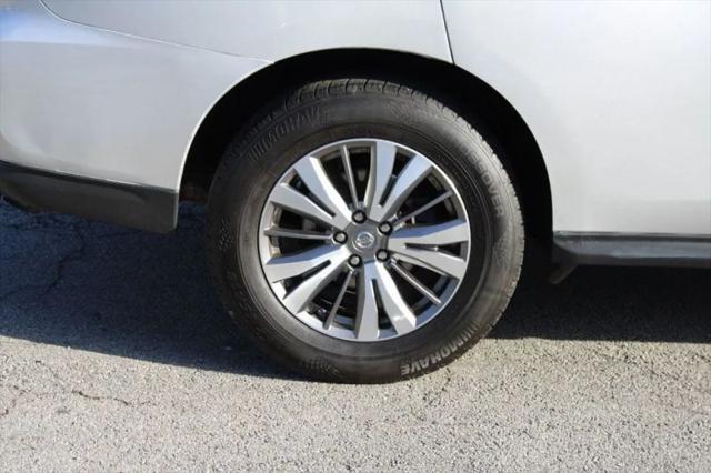2020 Nissan Pathfinder SL 2WD