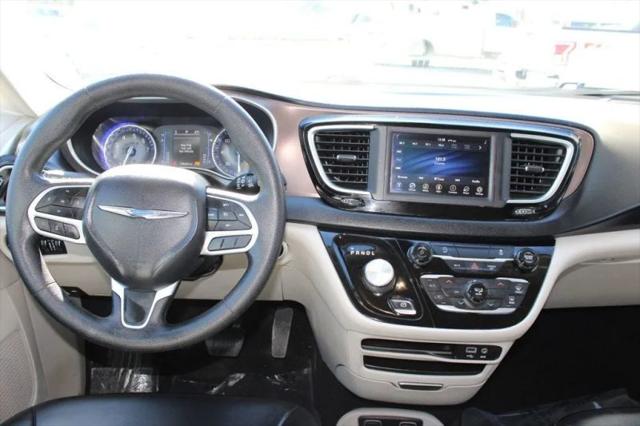 2020 Chrysler Voyager LXI
