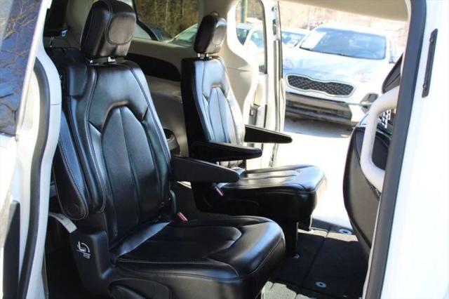 2020 Chrysler Voyager LXI