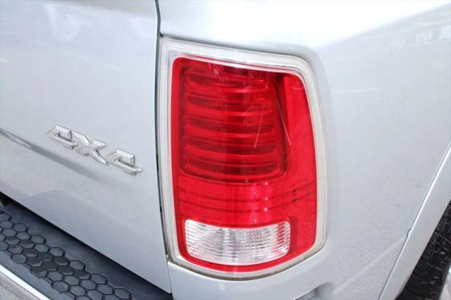 2017 Ram 1500 Laramie Crew Cab 4x4 5'7" Box