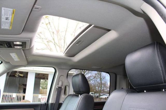 2017 Ram 1500 Laramie Crew Cab 4x4 5'7" Box