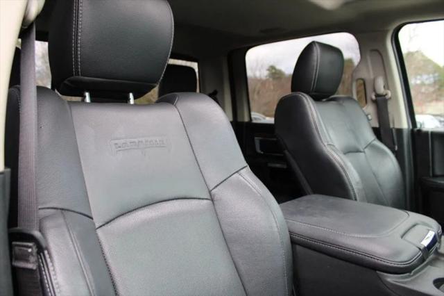 2017 Ram 1500 Laramie Crew Cab 4x4 5'7" Box