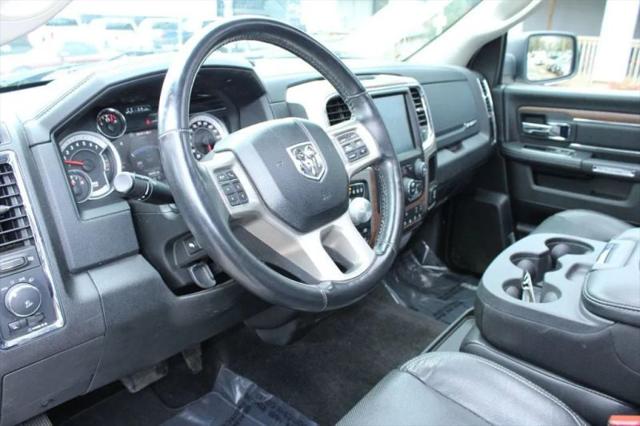 2017 Ram 1500 Laramie Crew Cab 4x4 5'7" Box