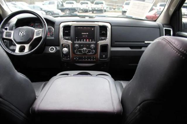2017 Ram 1500 Laramie Crew Cab 4x4 5'7" Box