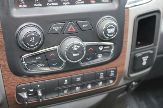 2017 Ram 1500 Laramie Crew Cab 4x4 5'7" Box