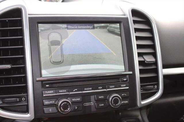 2014 Porsche Cayenne Platinum Edition