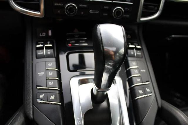 2014 Porsche Cayenne Platinum Edition