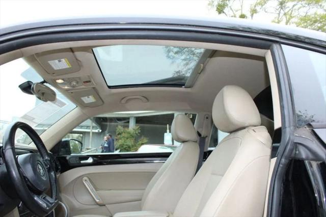 2016 Volkswagen Beetle 1.8T SEL