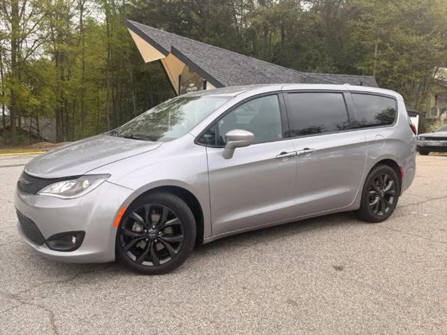 2019 Chrysler Pacifica Touring Plus