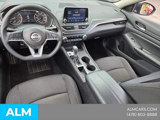 2025 Nissan Altima SV FWD