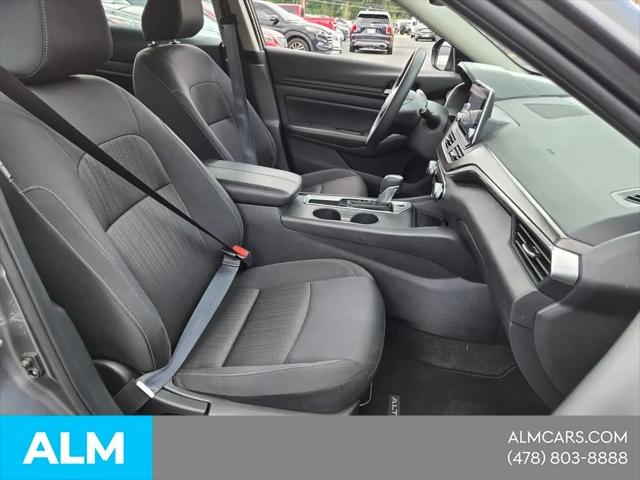 2025 Nissan Altima SV FWD