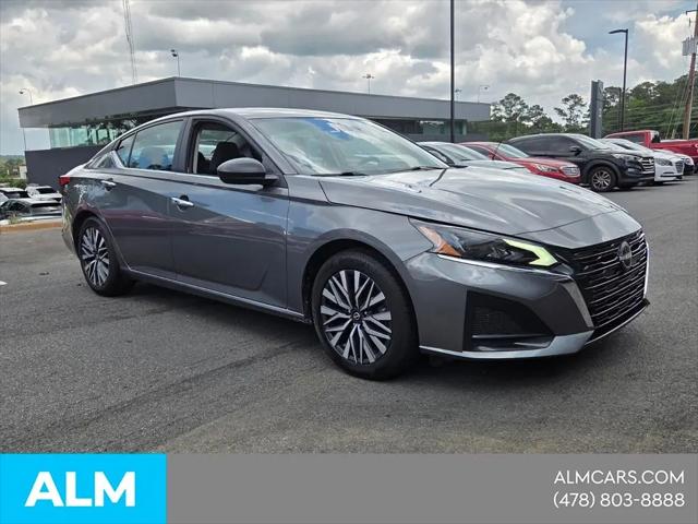 2025 Nissan Altima SV FWD